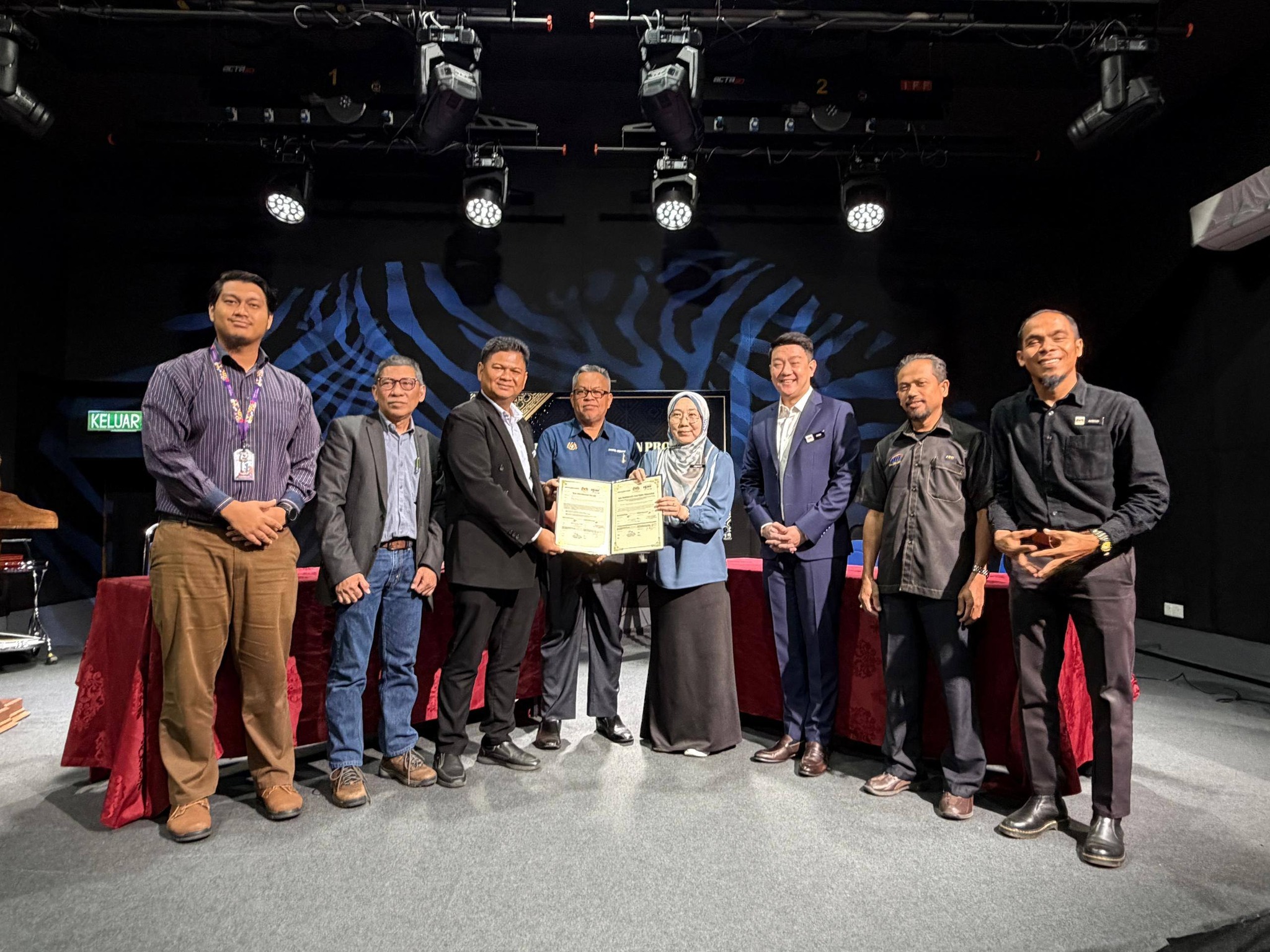 Article gallery image 1